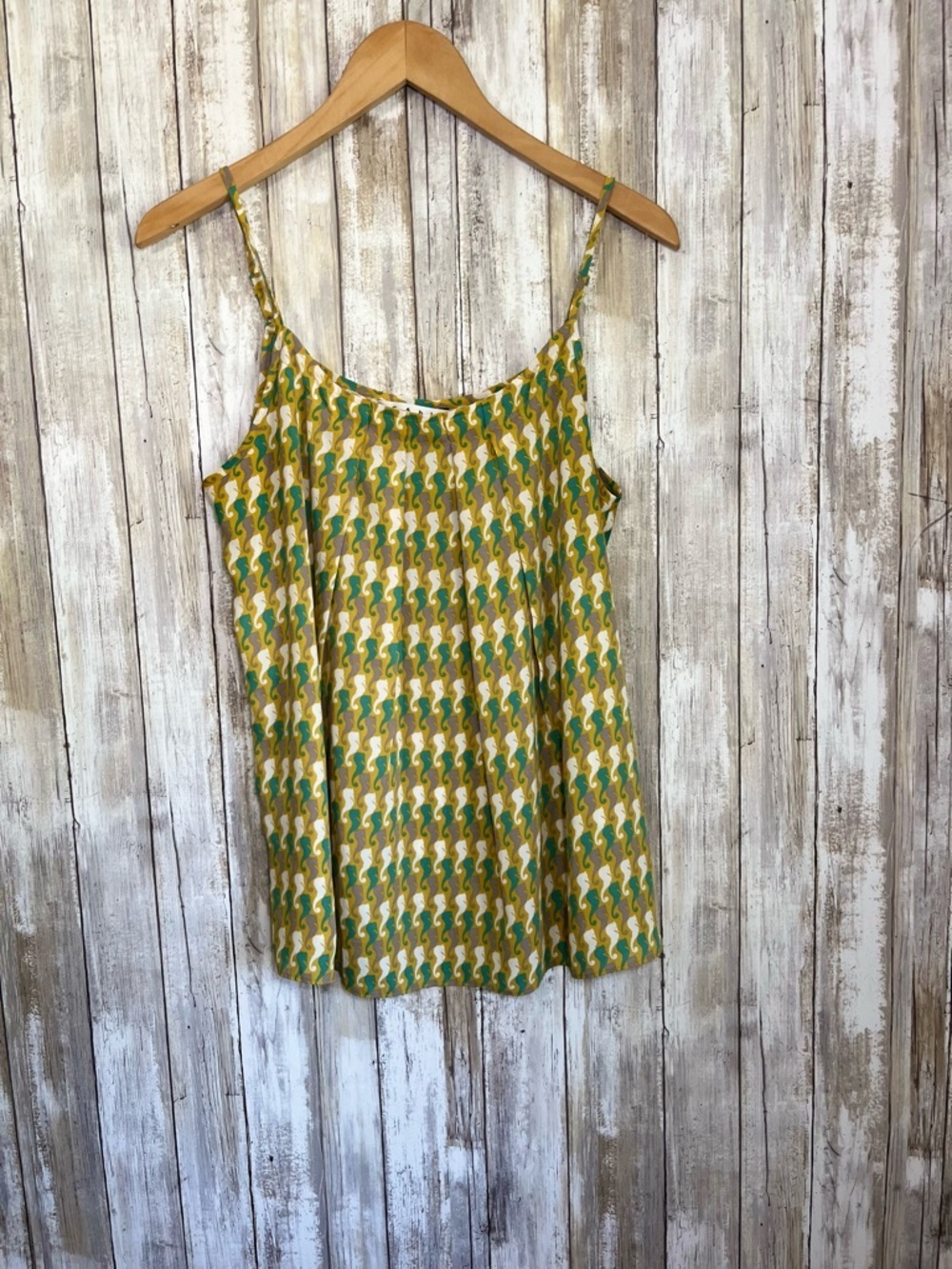 Cabi Seahorse Print Cami Top Coastal Beachy Yellow Green Tank Size M - Picture 2 of 5